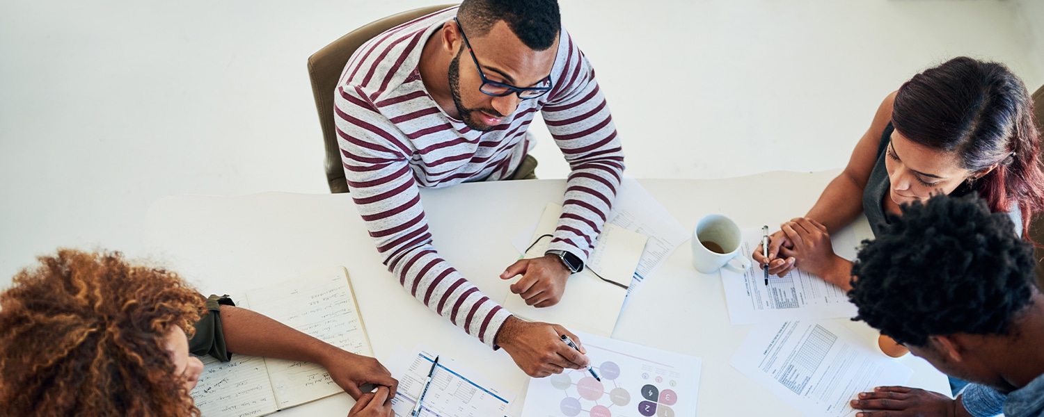 Best Practices in Digital Marketing | Group Meeting at Table