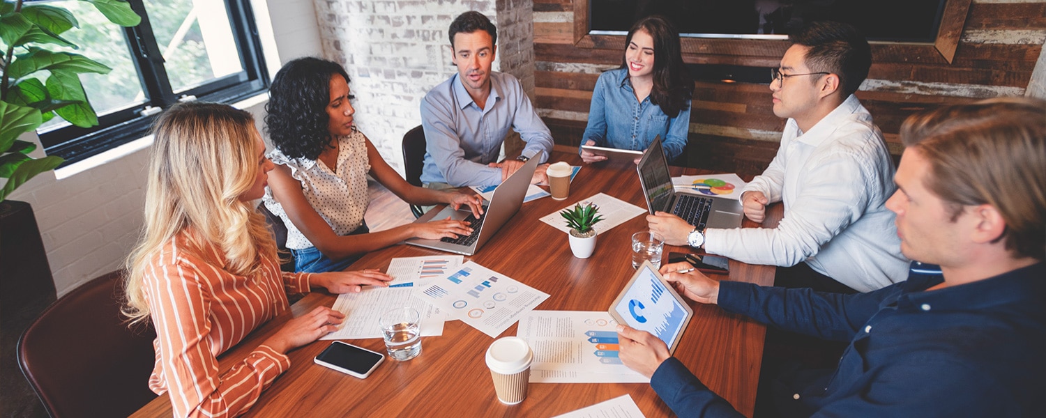 Web Analytics Services | Traffic Analytics Services | Team Discusses Analytics