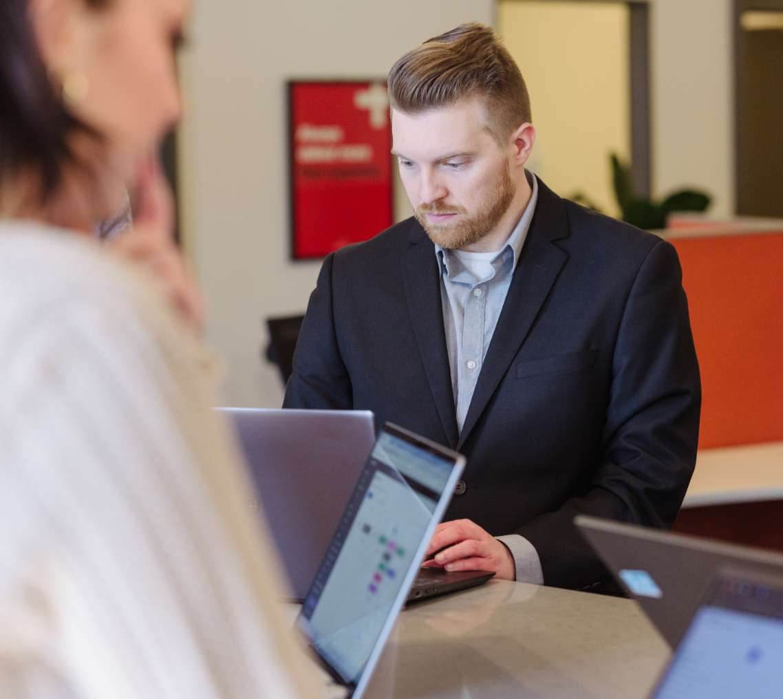 Social Media Marketing Service | Social Media Team Meeting