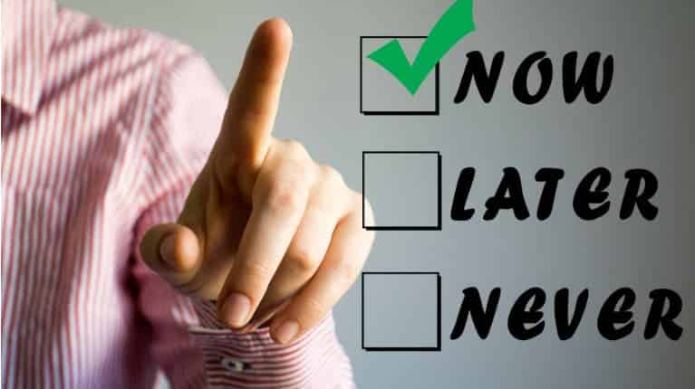 holiday marketing ideas - create urgency